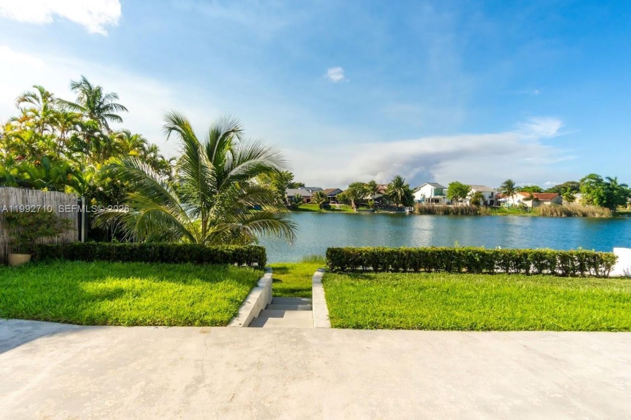 15511 SW 59th St, Miami, FL 33193 Photo
