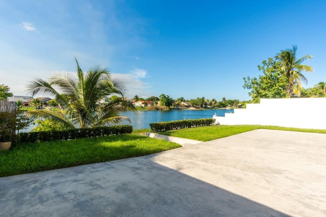 15511 SW 59th St, Miami, FL 33193 Photo