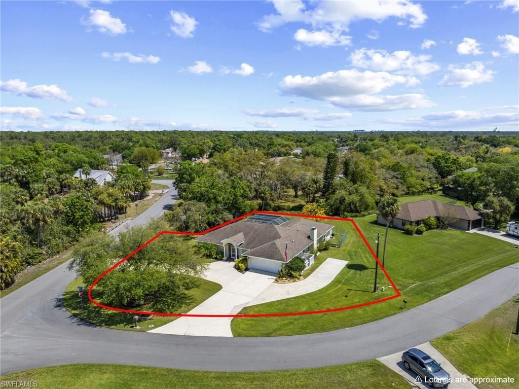 7294 Pelas Cir, North Fort Myers, FL 33917 Photo