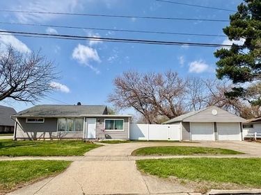 2151 S Smithville Road, Kettering, OH 45420