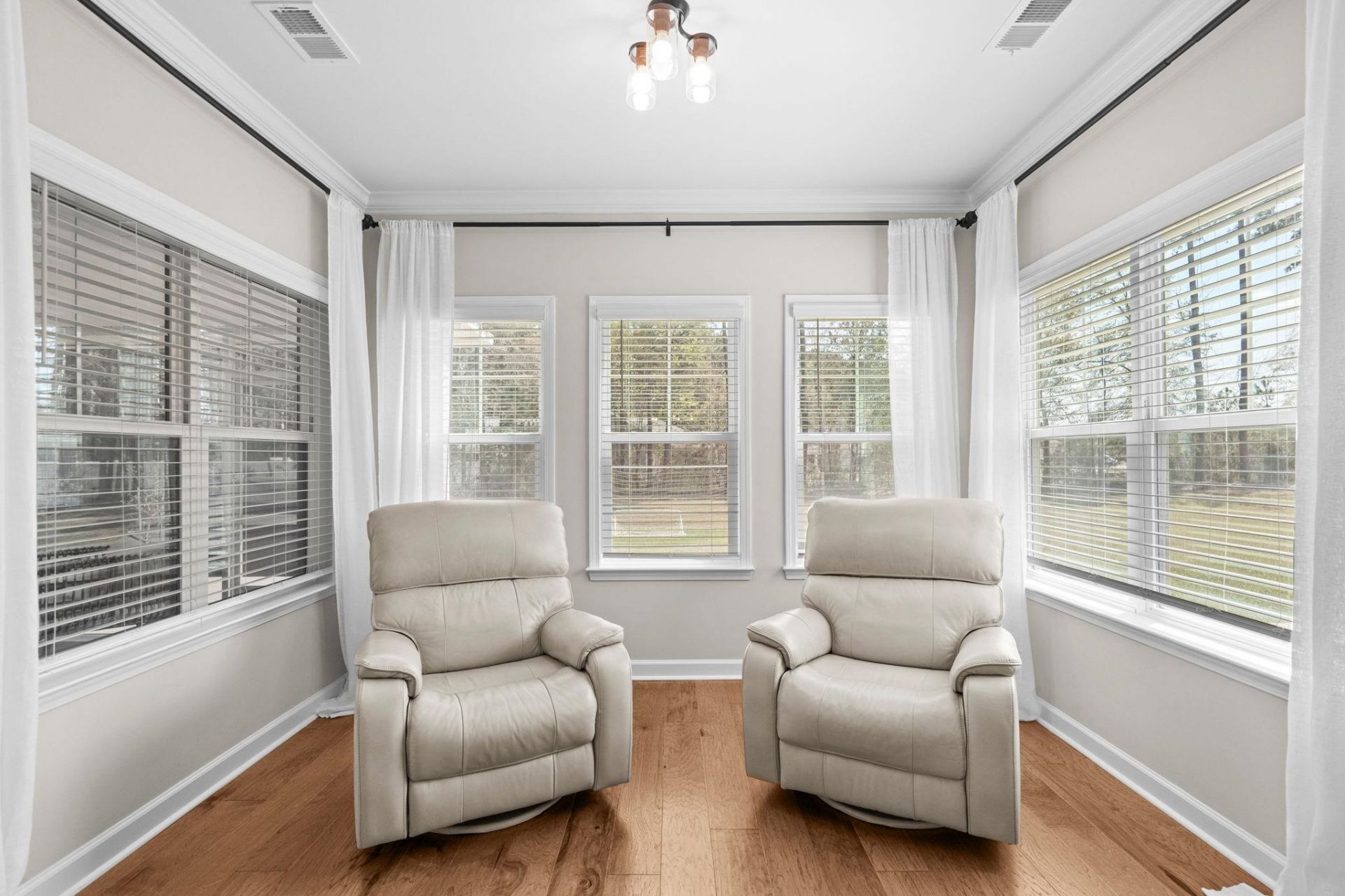 136 Azure Loop  Photo 22