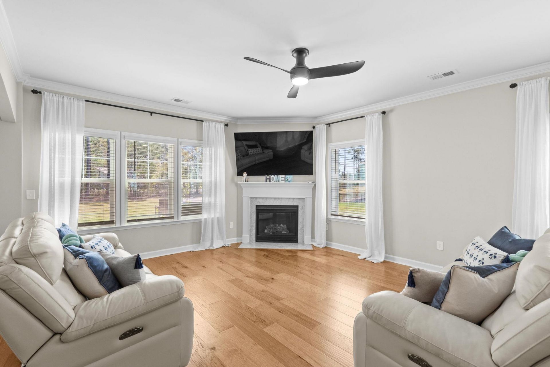 136 Azure Loop  Photo 6