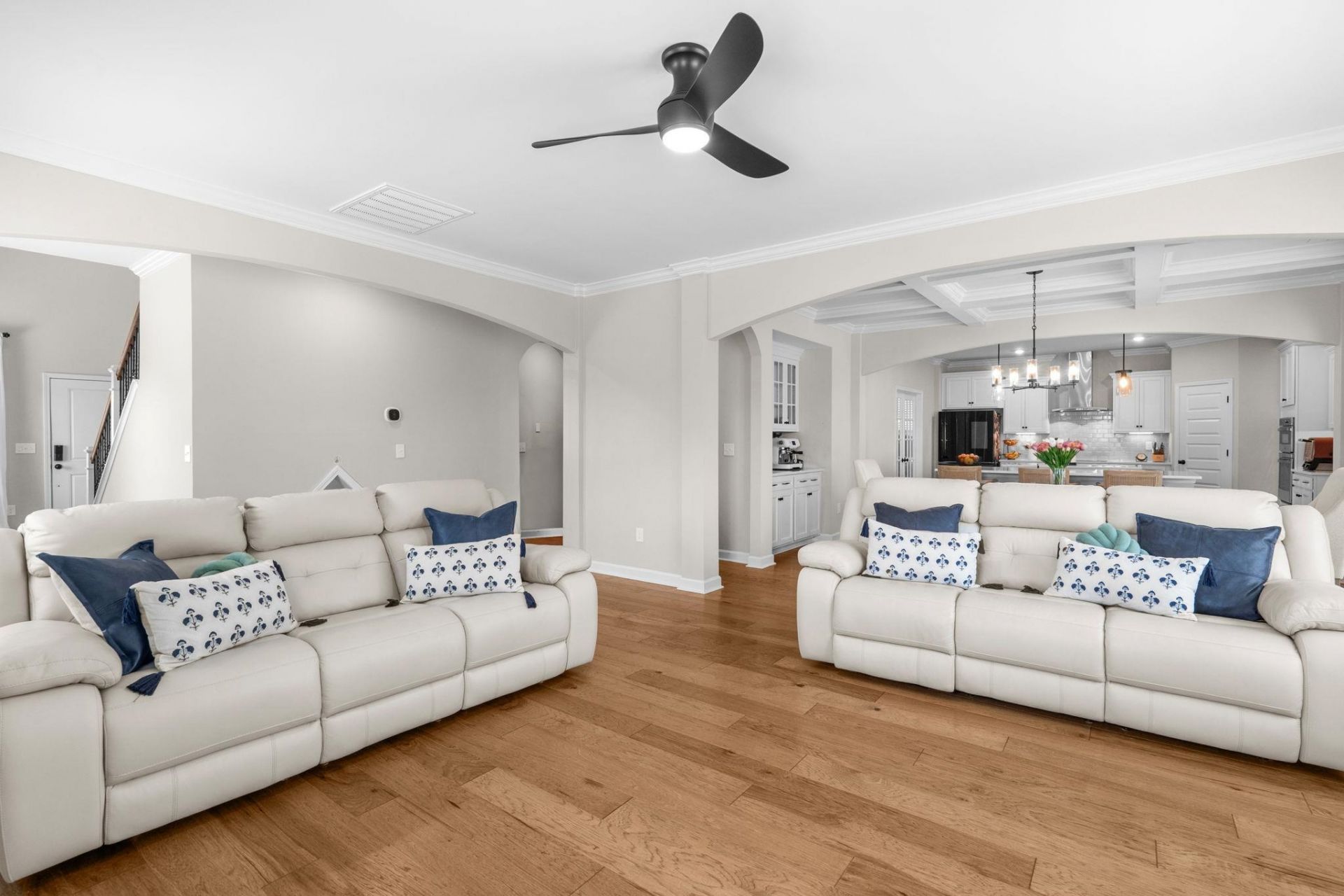 136 Azure Loop  Photo 8