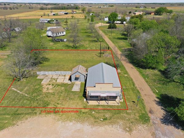110 County Road 421, Thorndale, TX 76577