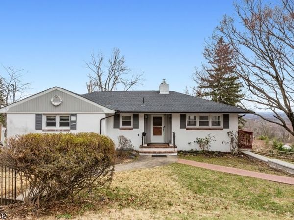 145 Highview Ter, Hawthorne, NJ 07506