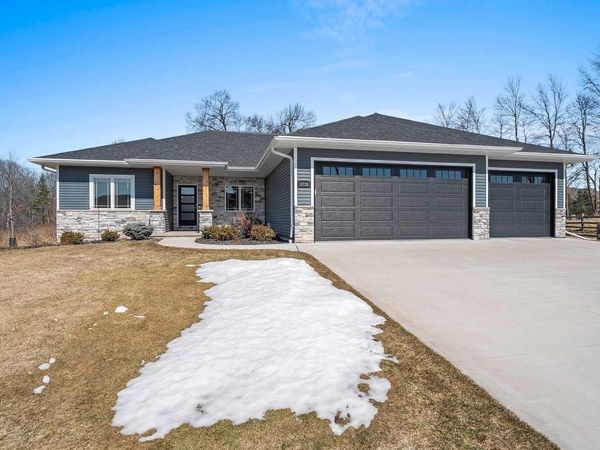 3738 RUSTIC HEIGHTS COURT, Howard, WI 54313