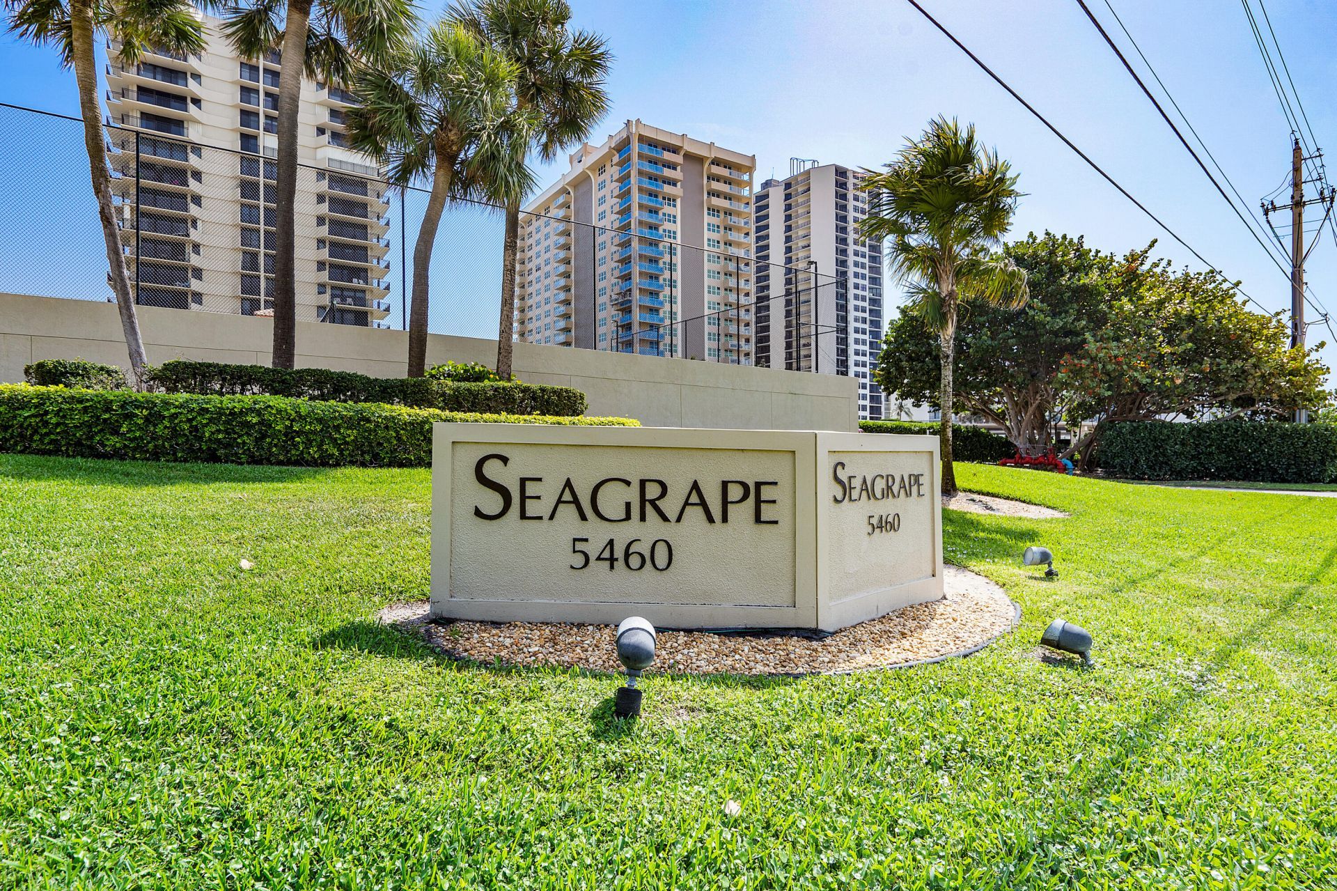 5460 N Ocean Drive, Unit 5b, Singer Island, FL 33404 Photo