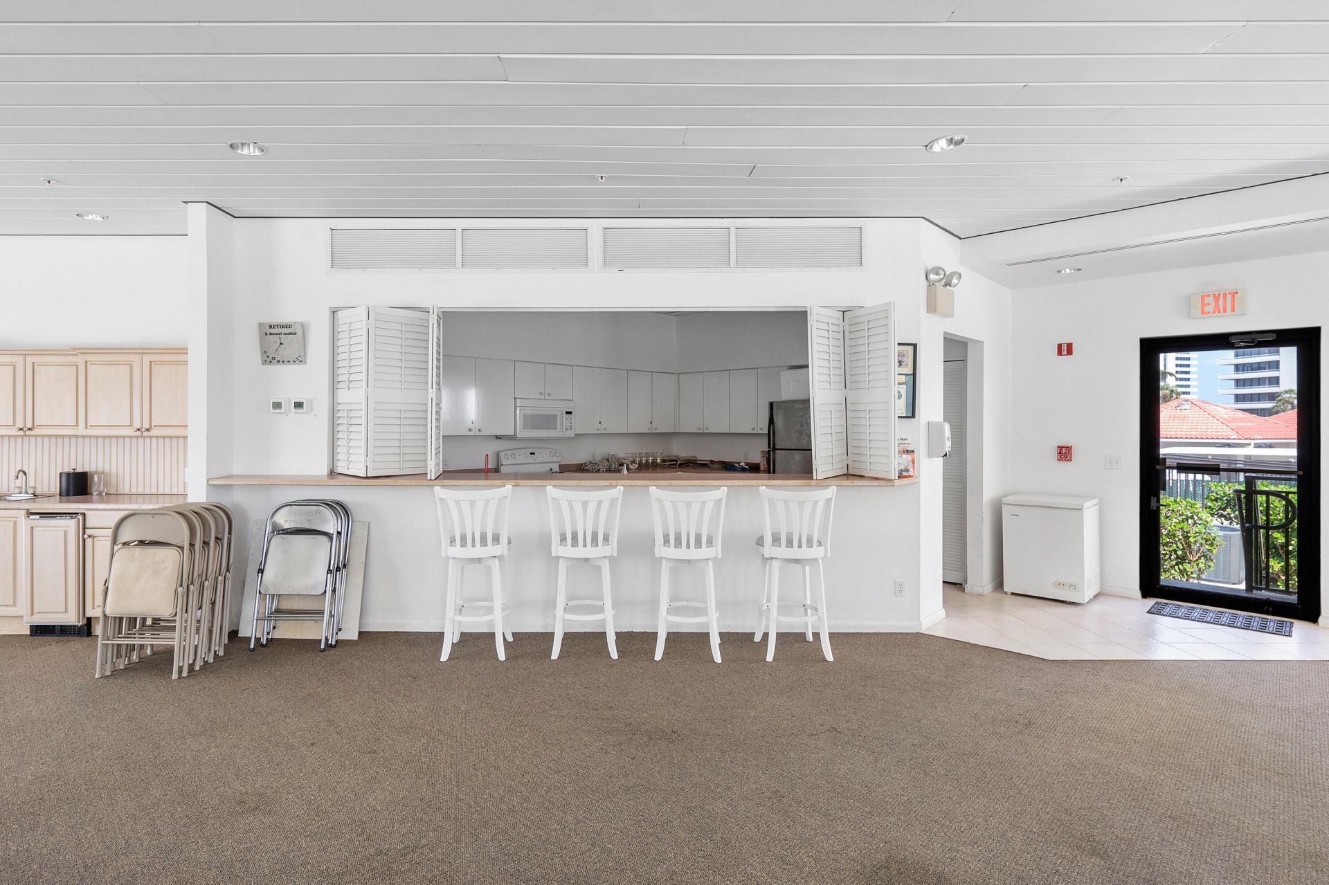 5460 N Ocean Drive, Unit 5b, Singer Island, FL 33404 Photo