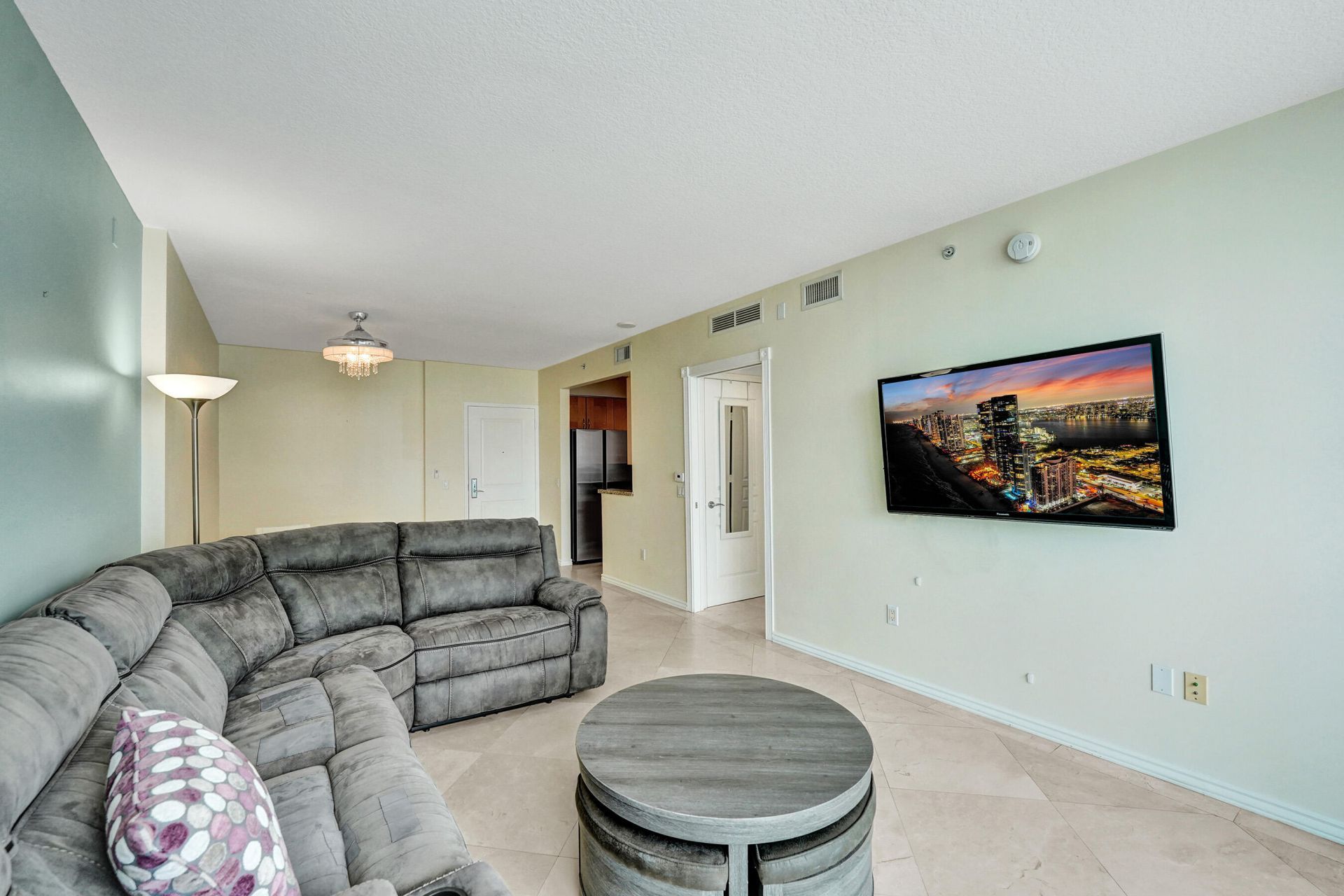 350 SE 2nd Street, Unit 2480, Fort Lauderdale, FL 33301 Photo