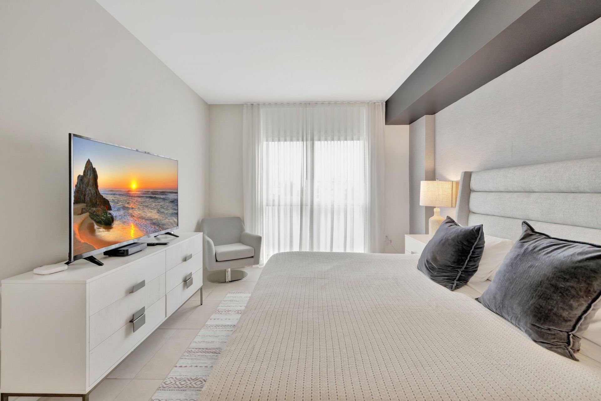 401 N Birch Road, Unit 409, Fort Lauderdale, FL 33304 Photo