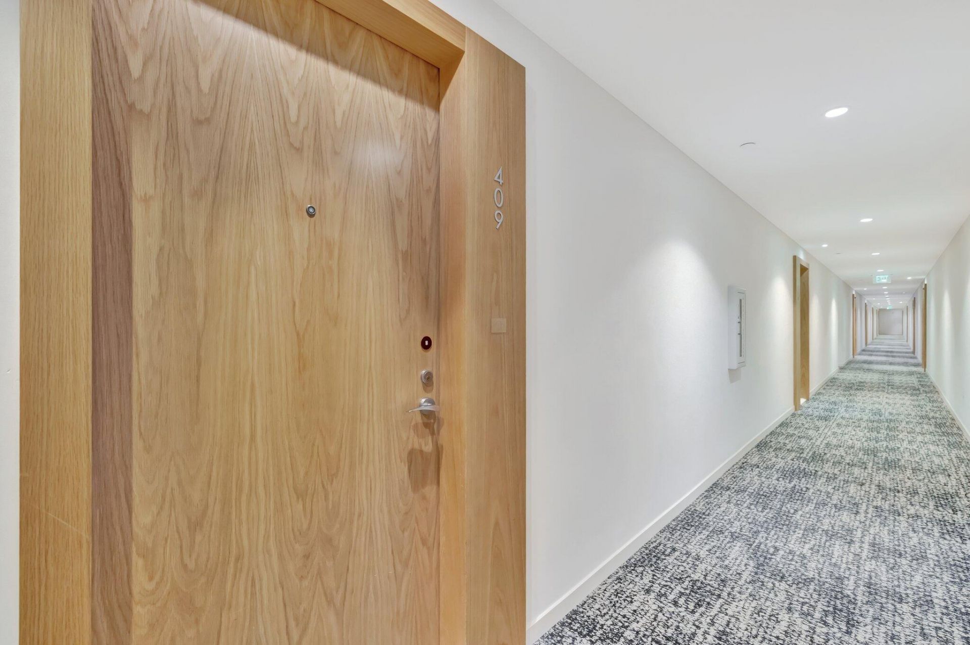 401 N Birch Road, Unit 409, Fort Lauderdale, FL 33304 Photo