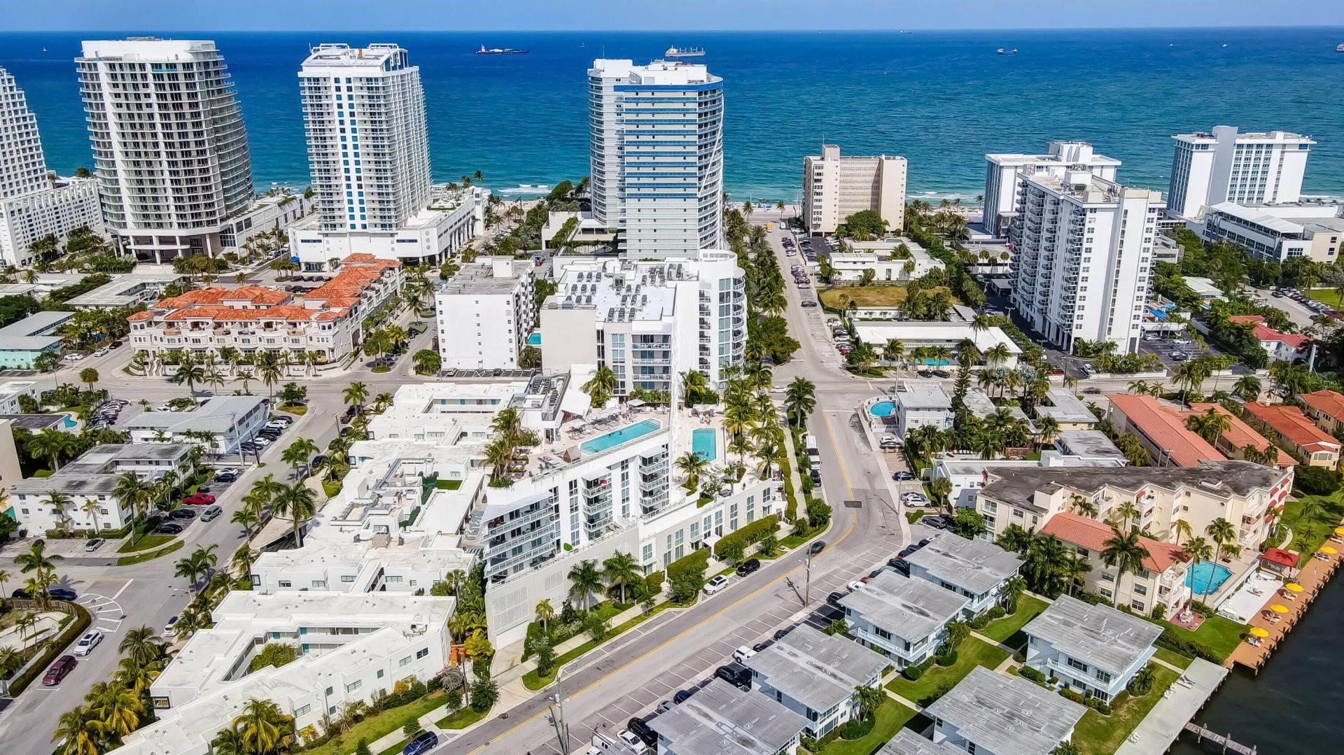 401 N Birch Road, Unit 409, Fort Lauderdale, FL 33304 Photo