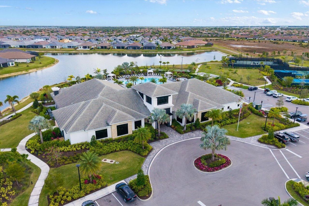 9959 SW Cloister Drive, Port Saint Lucie, FL 34987 Photo