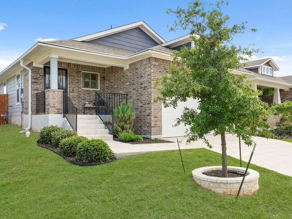 128 Riverhill DR, Georgetown, TX 78628