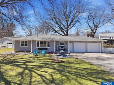 114 S 5th Street, Pleasant Dale, NE 68423