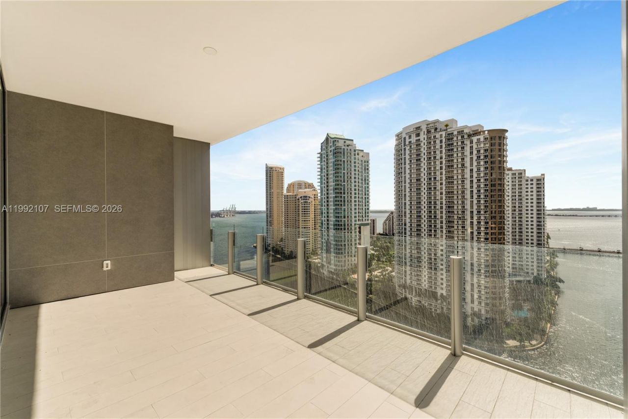300 Biscayne Boulevard Way, Unit 2103C, Miami, FL 33131 Photo