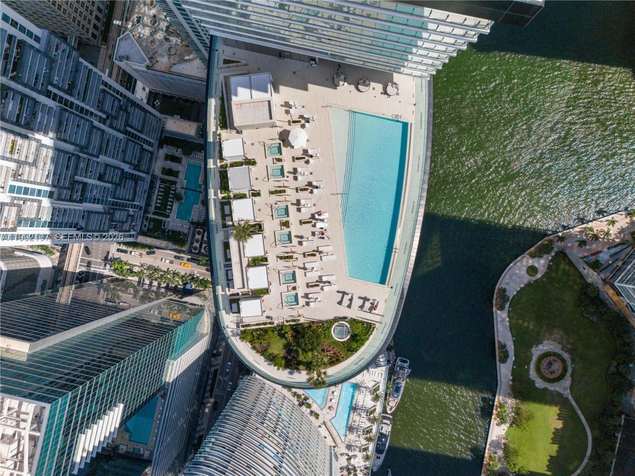 300 Biscayne Boulevard Way, Unit 2103C, Miami, FL 33131 Photo