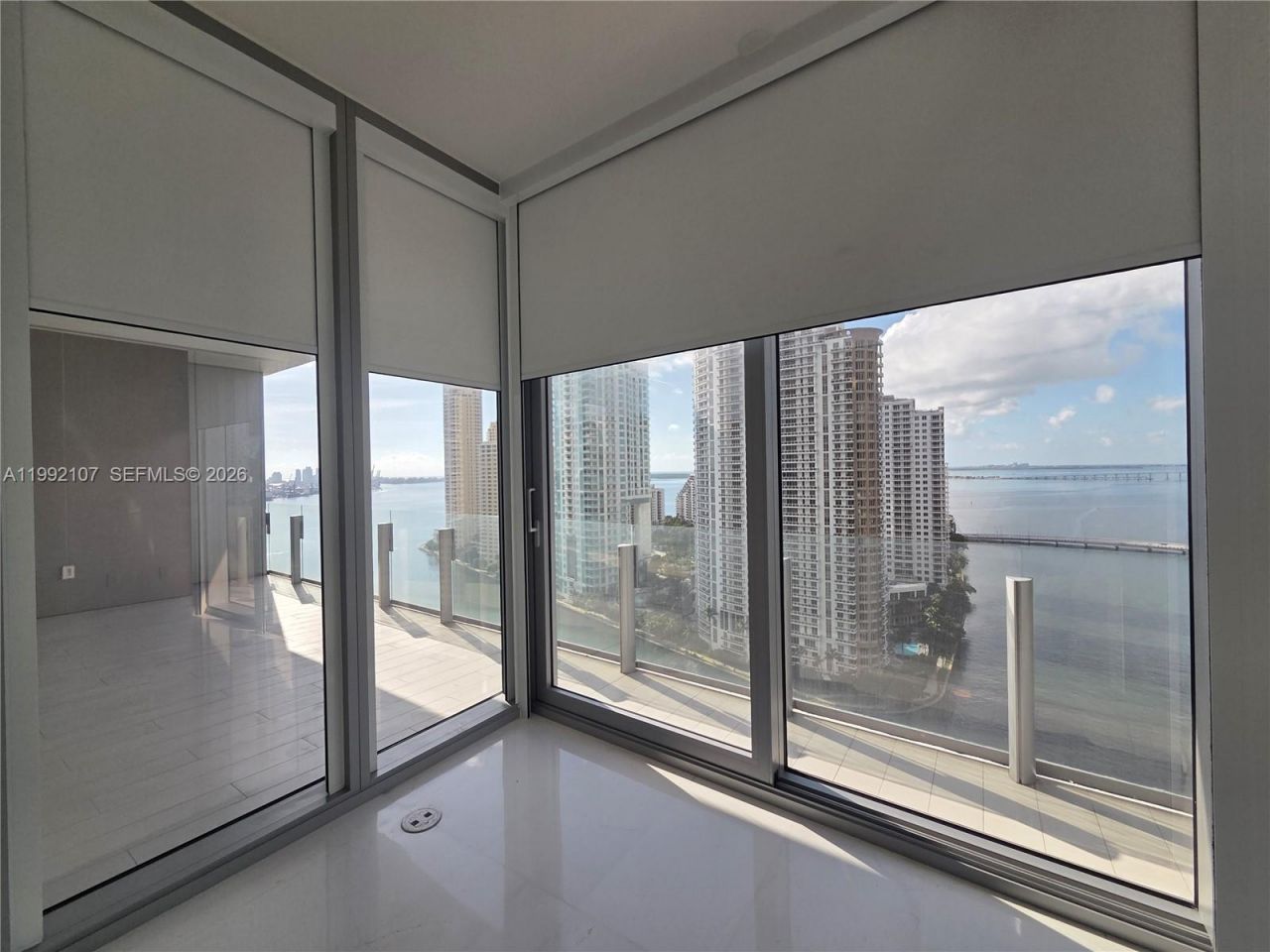 300 Biscayne Boulevard Way, Unit 2103C, Miami, FL 33131 Photo