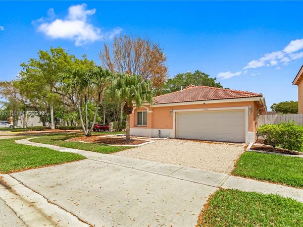 4105 SW 153rd Ave , Miramar, FL 33027