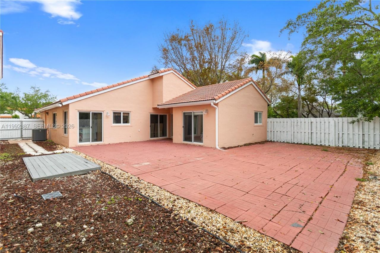 4105 SW 153rd Ave , Miramar, FL 33027 Photo