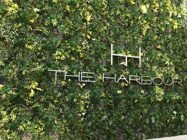 16385 Biscayne Blvd , Unit 2206, North Miami Beach, FL 33160