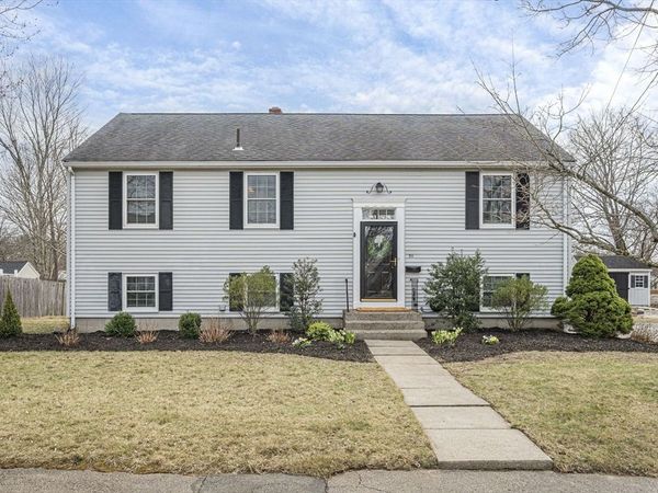 30 Donna Rd, Weymouth, MA 02190