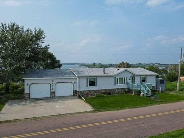 40526 S Shore Rd, Huron, SD 57350