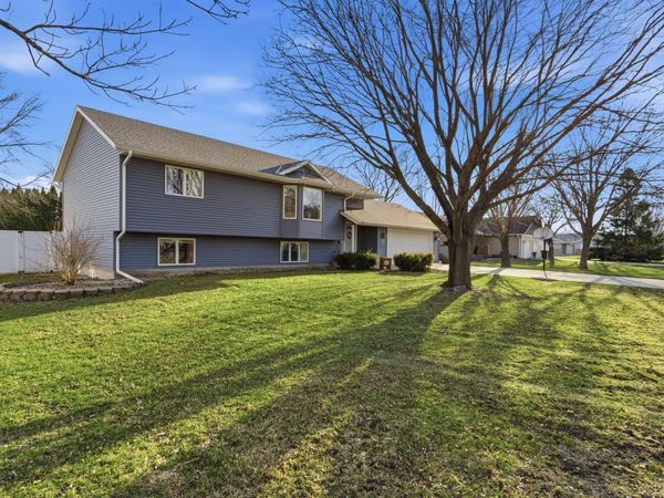 809 25th Avenue SW, Willmar, MN 56201