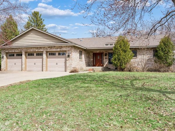 1638 Celia Road, Mendota Heights, MN 55118