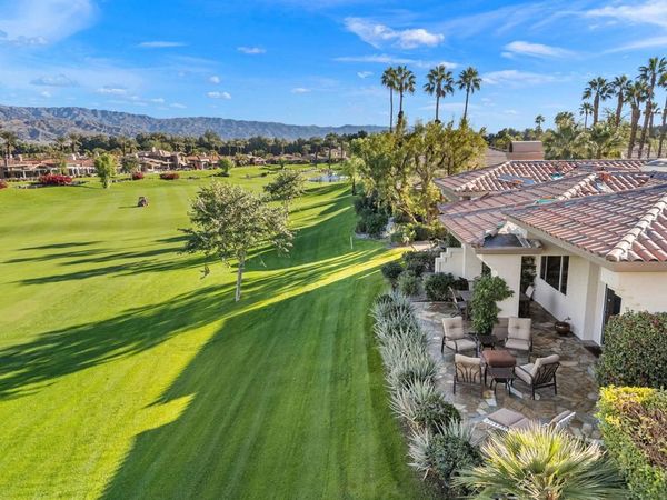 422 Desert Holly Drive, Palm Desert, CA 92211