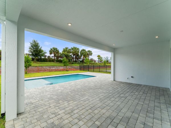 10421 SW Jadewood Court, Port St. Lucie, FL 34987