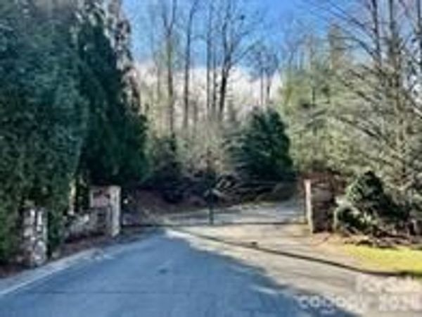 436 Sunset Point Parkway , Nebo, NC 28761