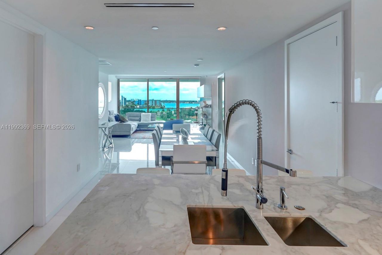 10203 Collins Ave, Unit 1005, Bal Harbour, FL 33154 Photo
