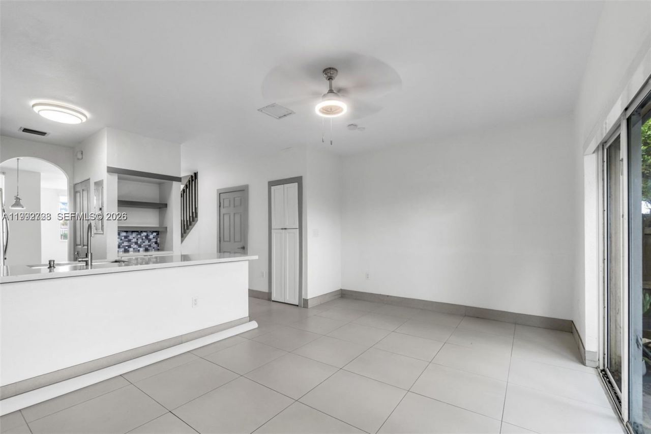 1720 NE 33rd Ave , Unit 104-5, Homestead, FL 33033 Photo