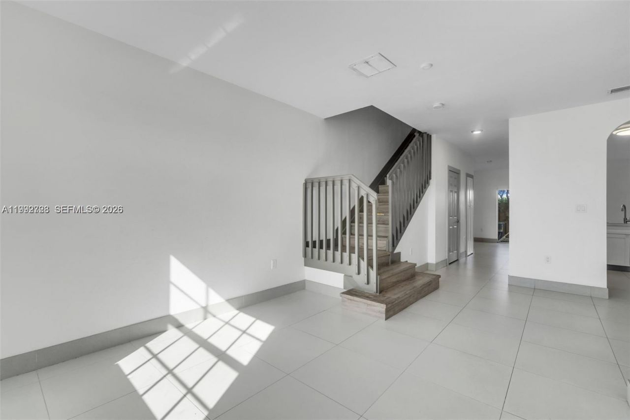 1720 NE 33rd Ave , Unit 104-5, Homestead, FL 33033 Photo