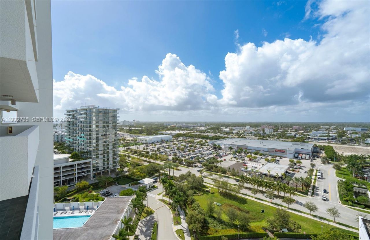 14951 Royal Oaks Ln , Unit 1706, North Miami, FL 33181 Photo