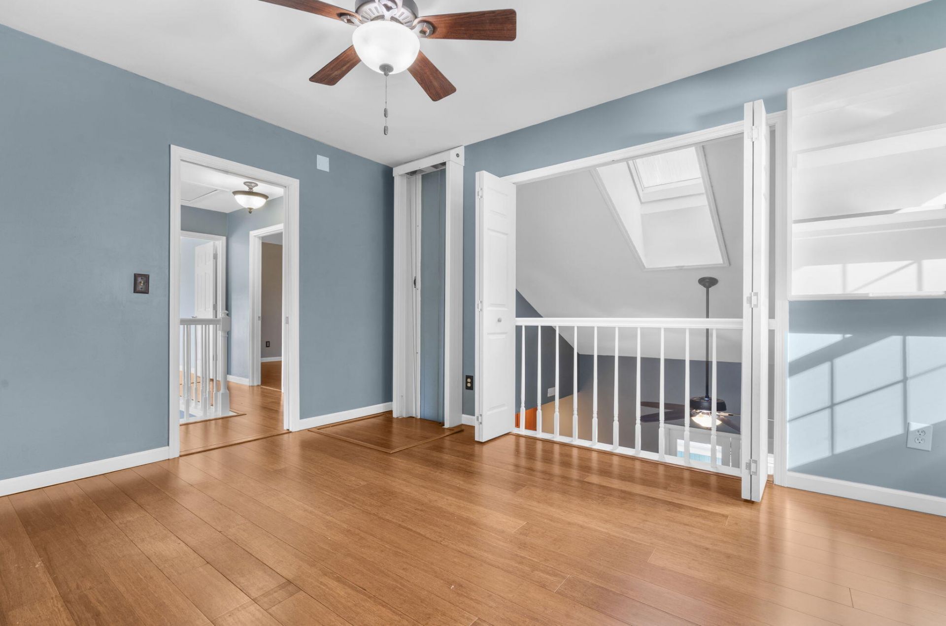 132 Knightsbridge Drive Photo 25