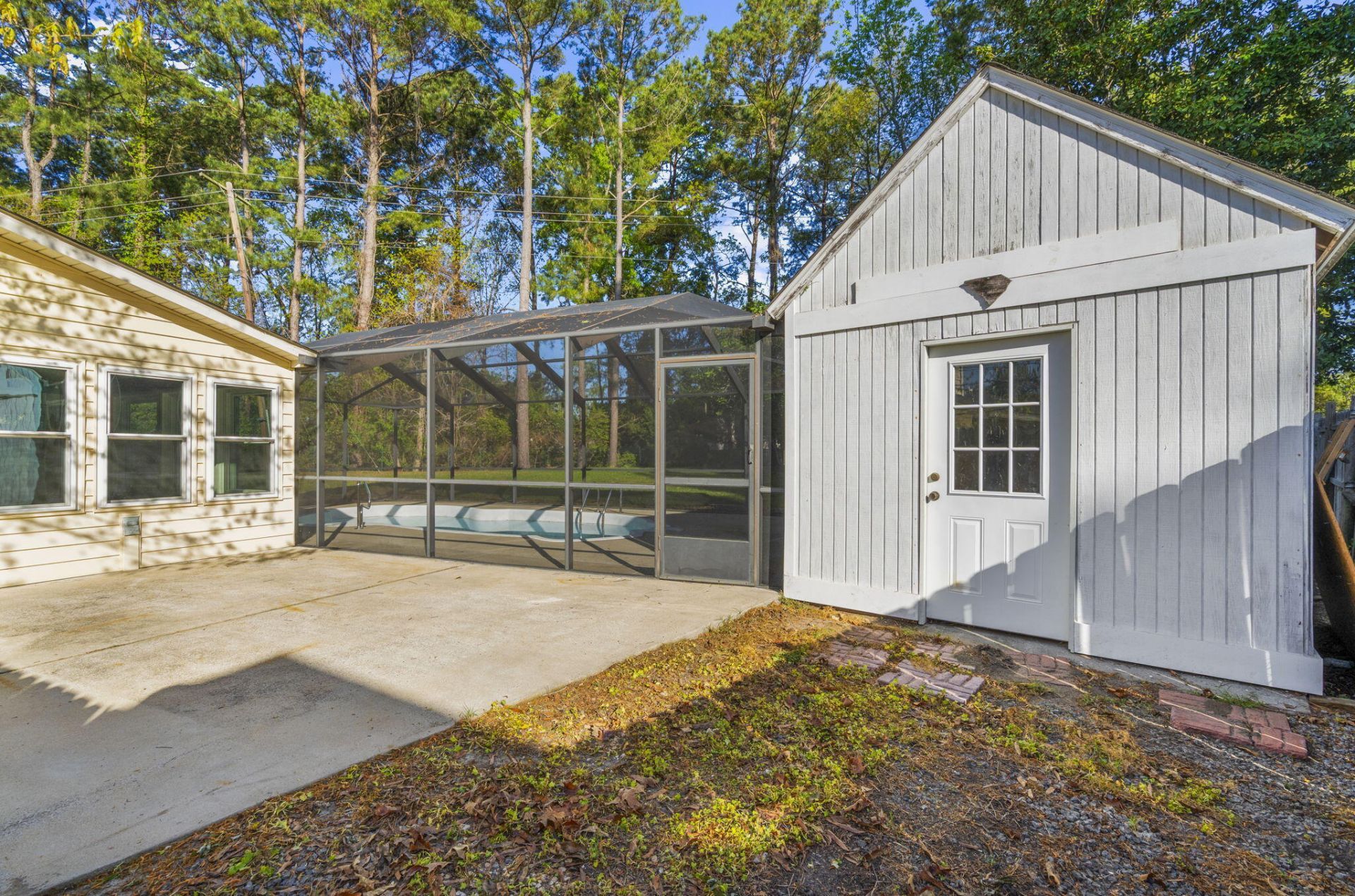 132 Knightsbridge Drive Photo 36