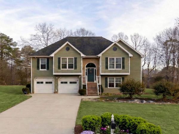 3805 Byrnwycke Drive NE, Buford, GA 30519