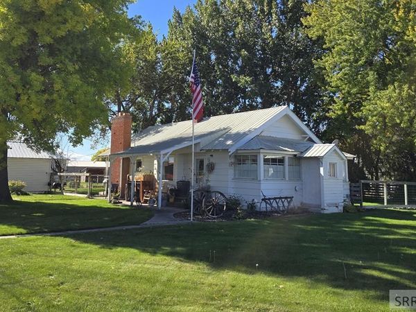 104 S 3rd W, TETON, ID 83451