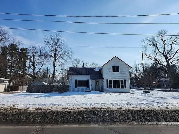 736 W Green Street, Hastings, MI 49058