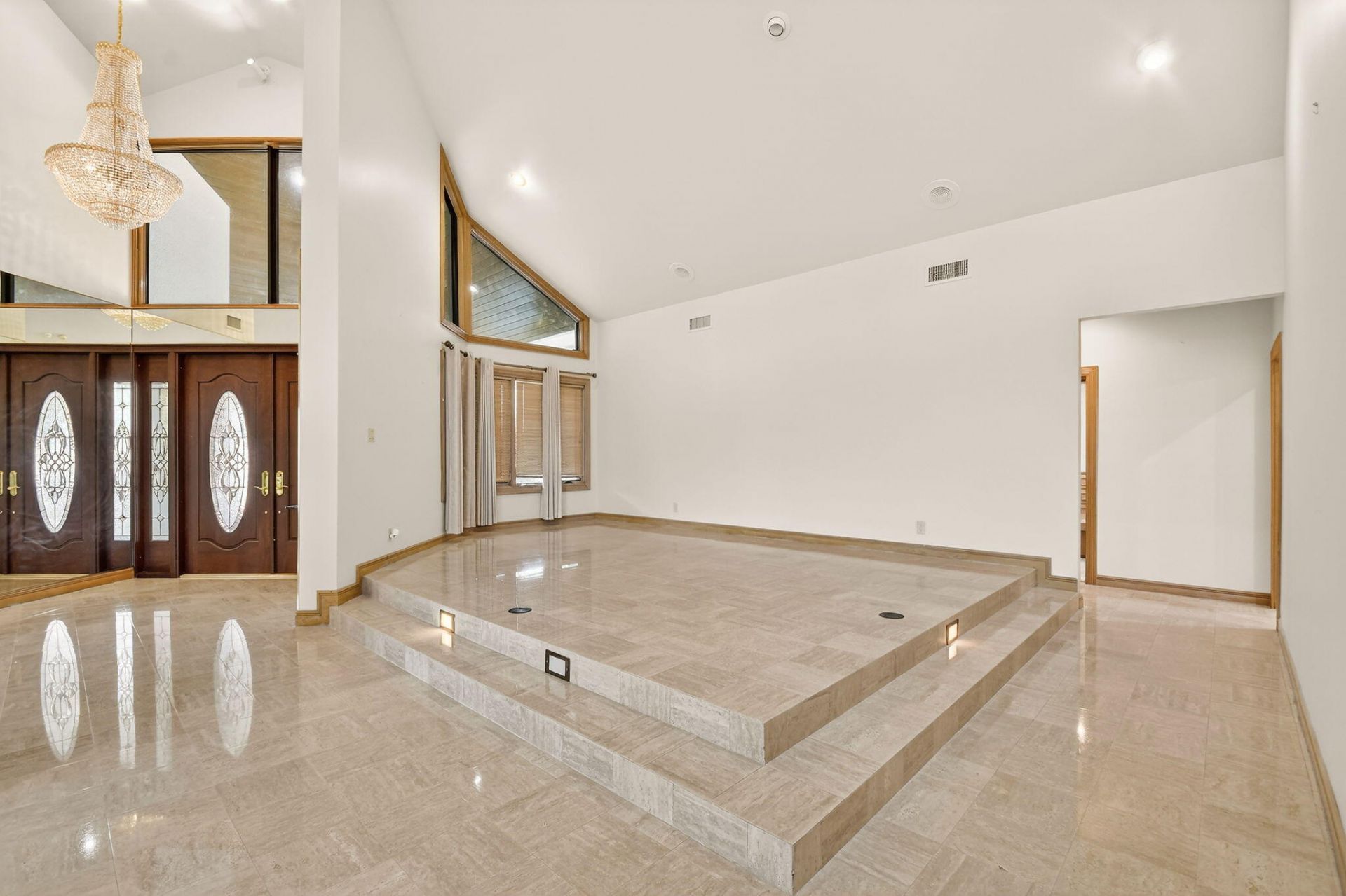 2410 Embassy Drive, West Palm Beach, FL 33401 Photo