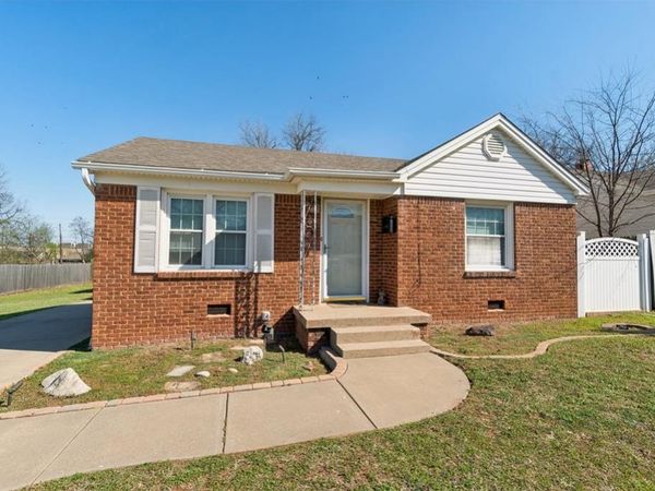 2009 NW 40th Street, Oklahoma City, OK 73118