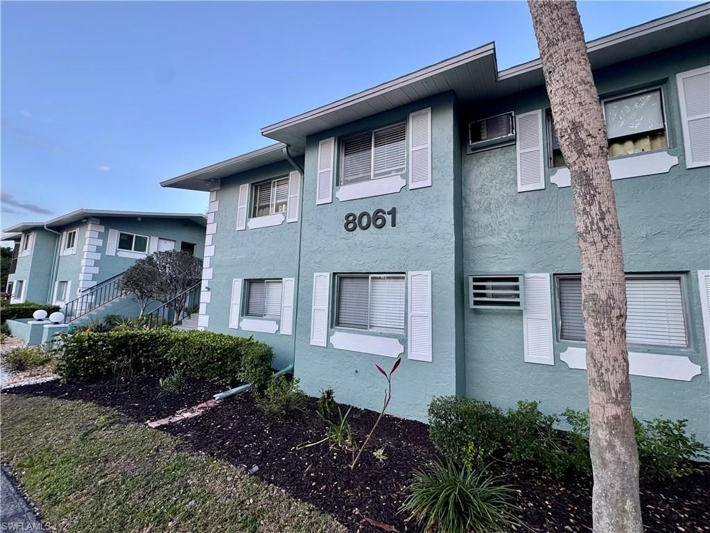 8061 Country Rd, Unit 202, Fort Myers, FL 33919 Photo