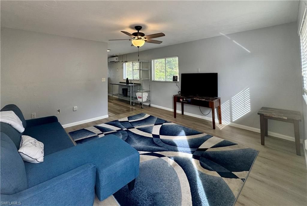 8061 Country Rd, Unit 202, Fort Myers, FL 33919 Photo