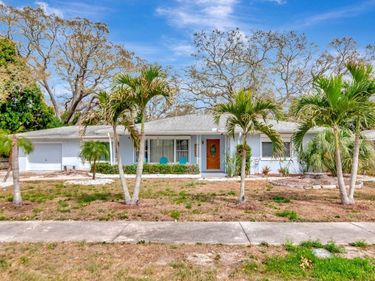 305 BAKER AVENUE , CLEARWATER, FL 33755