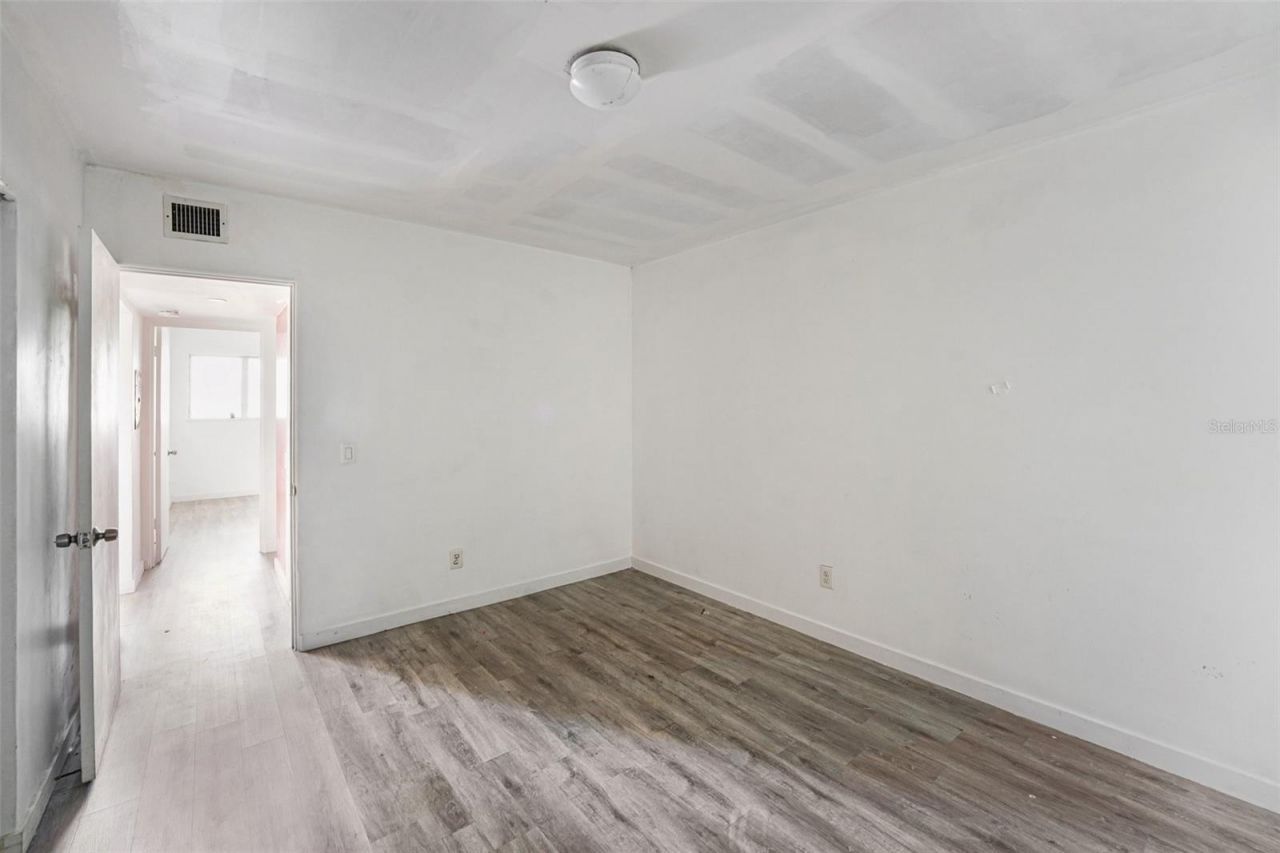 4061 55th Way N, Unit 1042, Kenneth City, FL 33709 Photo