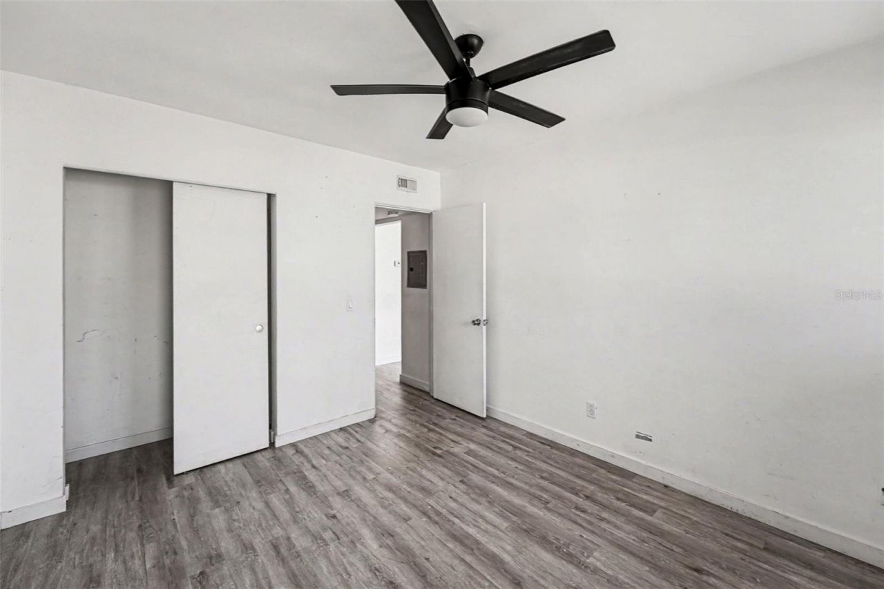 4061 55th Way N, Unit 1042, Kenneth City, FL 33709 Photo