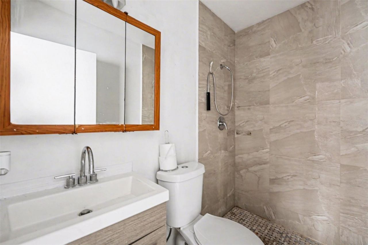 4061 55th Way N, Unit 1042, Kenneth City, FL 33709 Photo