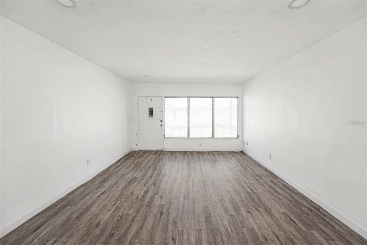 4061 55th Way N, Unit 1042, Kenneth City, FL 33709 Photo